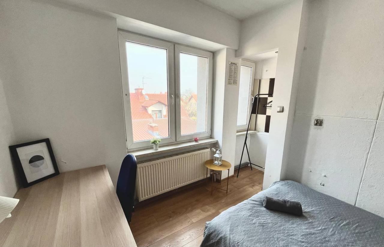 Comfy, Nice And Small Room In Krakow Exterior photo